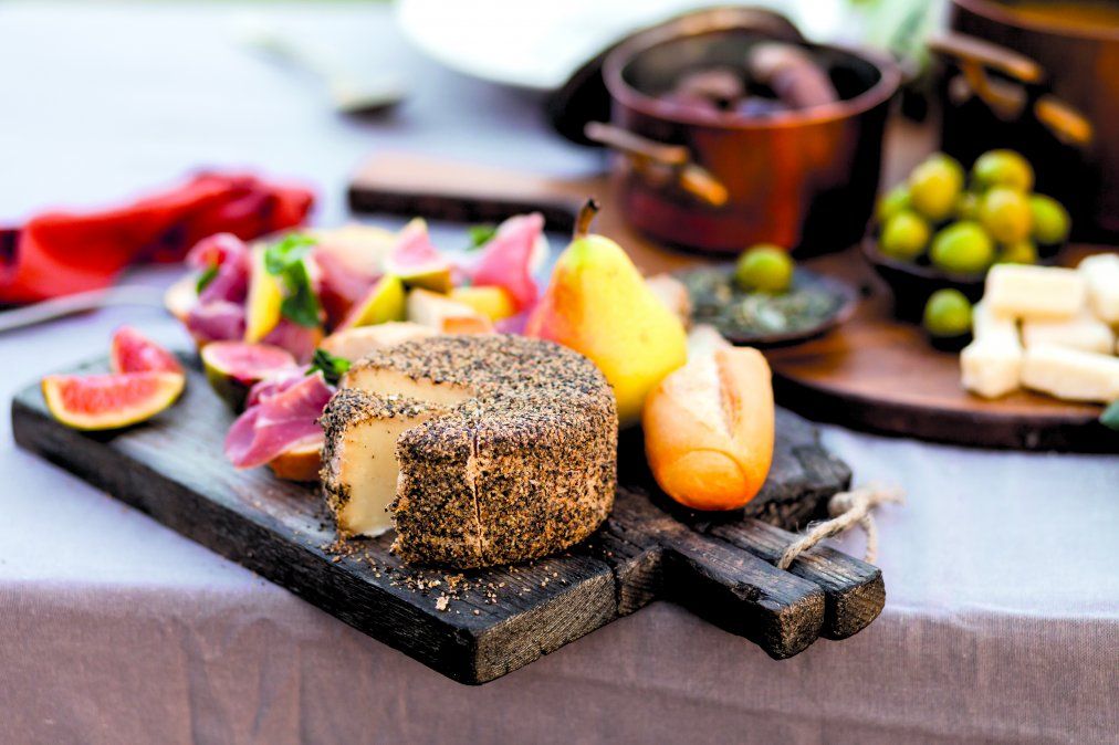 Los food halls se caracterizan por la propuesta gourmet e innovadora.