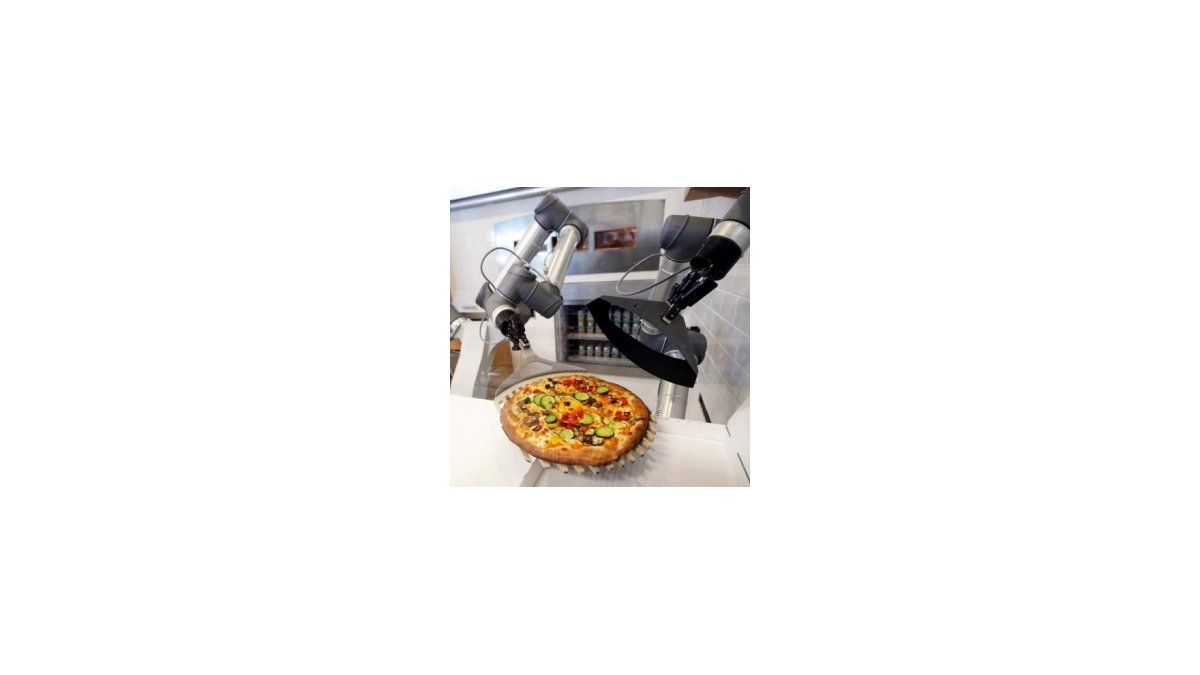 francia el robot pizzero pazzi ya atiende al público curiosidades