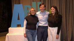 Claudia Delgado, representante de Ventas para Colombia y Ecuador; Jordan Schlipken, director para Latinoamérica y Camila Arévalo PR & Communications Colombia de la Autoridad de Turismo de Aruba.