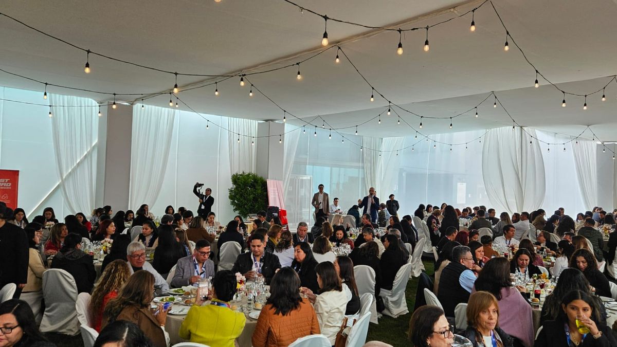 Imagen tomada durante el almuerzo organizado por Assist Card en el marco de la 4ta Convención Nacional del Grupo GEA Perú.