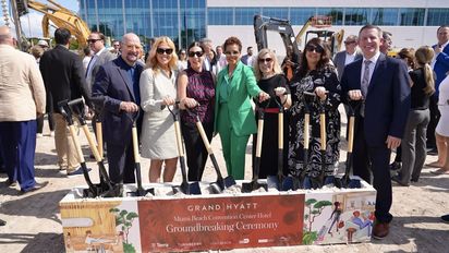 Momento de la inauguración de la obra del Grand Hyatt Miami Beach.