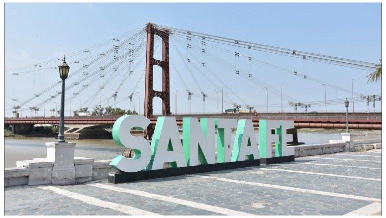 Alejandro Grandinetti comentó que “no es una página de promoción turística, puesto que Santa Fe ya cuenta con una, sino un lugar de comercialización en la cual se pueda juntar la oferta y la demanda”.