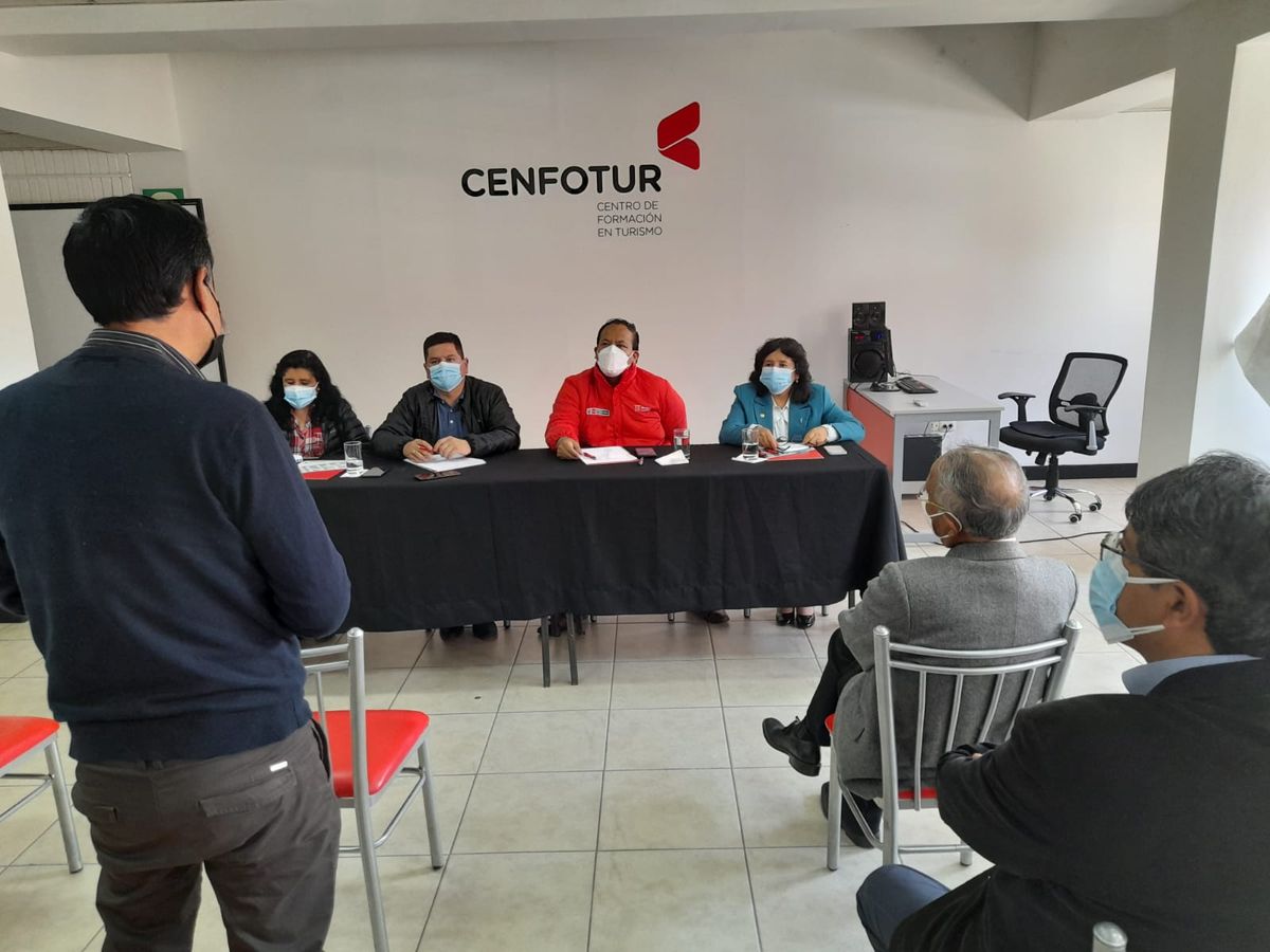 El ministro de Comercio Exterior y Turismo, Roberto Sánchez arribó el pasado domingo a Cusco, con el fin de dialogar y atebder las demandas de la población. - Ladevi Medios y Soluciones El ministro de Comercio Exterior y Turismo, Roberto Sánchez arribó el pasado domingo a Cusco, con el fin de dialogar y atebder las demandas de la población.