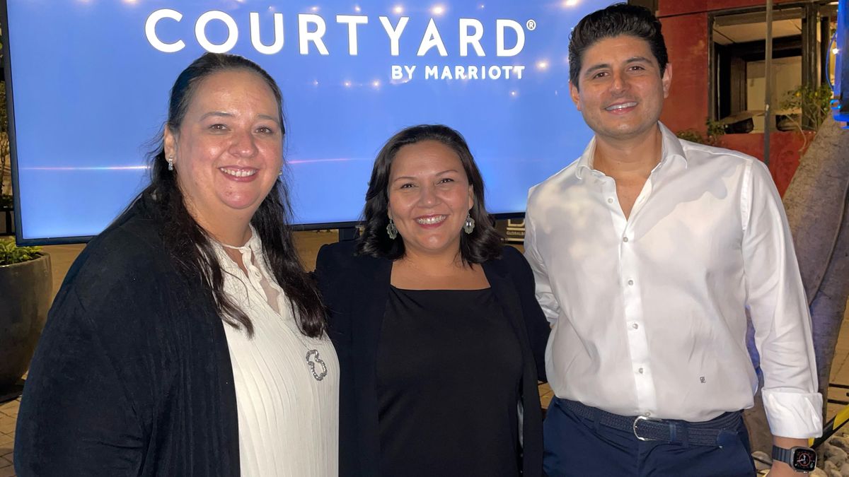 Alejandra Arellano, Xiomara Ballote y David Escalante presentaron la oferta de Yucatán y Grupo Presidente.