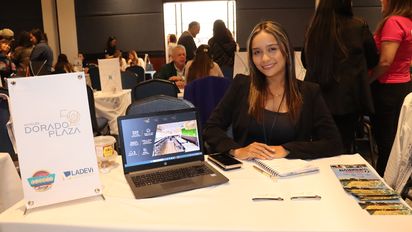 Katherine&nbsp;Ballestos, ejecutiva comercial de Hoteles Dorado Plaza.