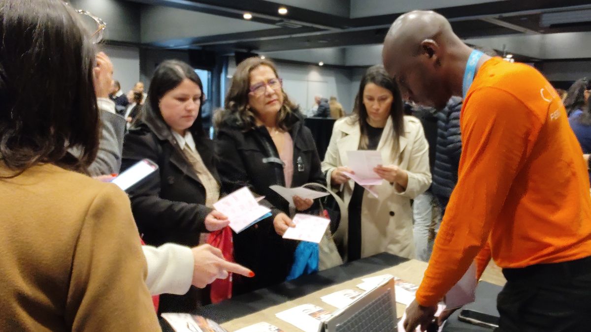 Curazao conectó a proveedores del destino con el trade en Santiago.