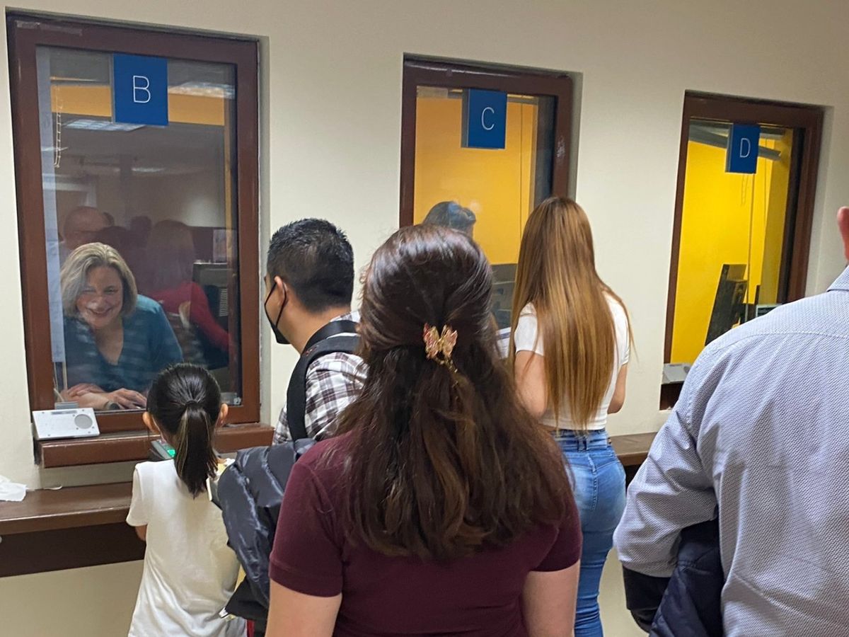 El cuerpo diplomático de Estados Unidos ha contratado más personal y aumentado el número de citas para reducir el tiempo de espera en la obtención de la visa.