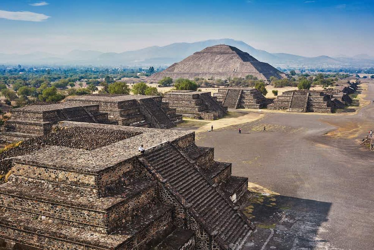 Conoce las ruinas arqueológicas de Teotihuacán de las más grandes de Mesoamérica.&nbsp; 