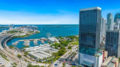 Descubre los mejores hoteles cerca del puerto de Miami para antes y despues de un crucero