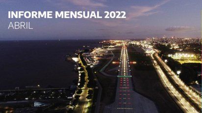 Cubierta del informe mensual de ANAC correspondiente a abril de 2022.