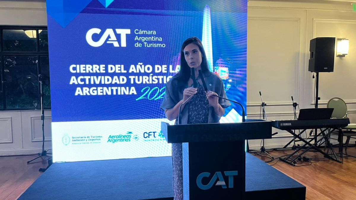 Laura Teruel, presidenta de la Cámara de Turismo, hizo público el apoyo gremial a la reforma laboral.