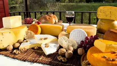 Las escapadas a este destino de la provincia de Buenos Aires te llevan a conocer los mejores productores de quesos artesanales este verano.&nbsp;