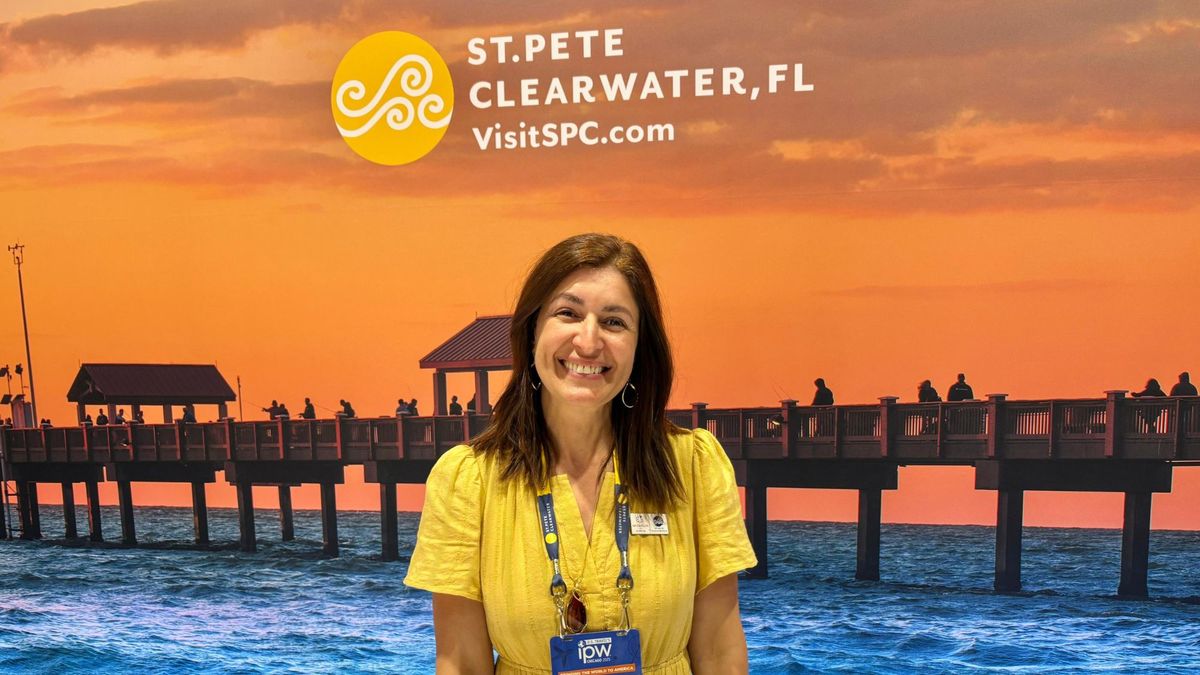 Andrea Gabel  de Visit St. Pete-Clearwater en IPW 2025.