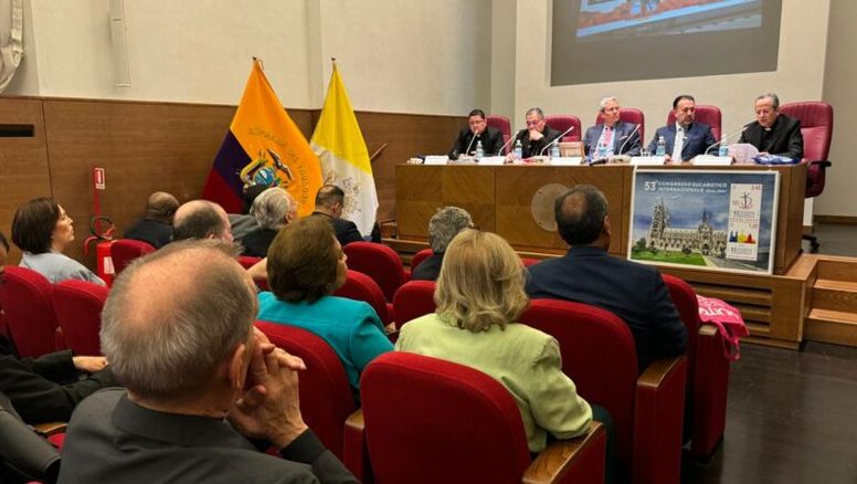 El alcalde de Quito, Pabel Muñoz, cumple una agenda de actividades en Roma para mostrar los atractivos de la ciudad más linda del mundo.