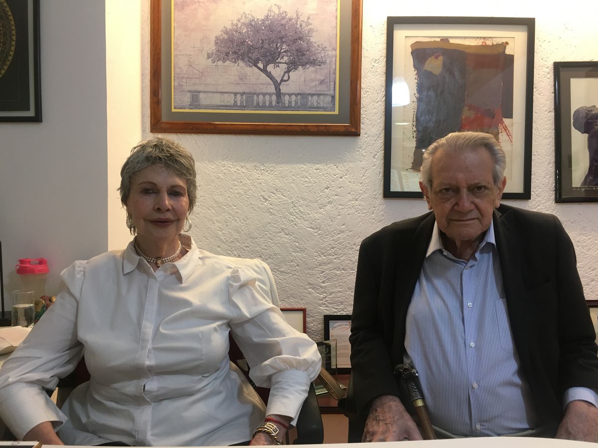 La fundadora de La Casa del Viaje, Berenice Lozano; y Raúl García Morineau, director de Operaciones.&nbsp;