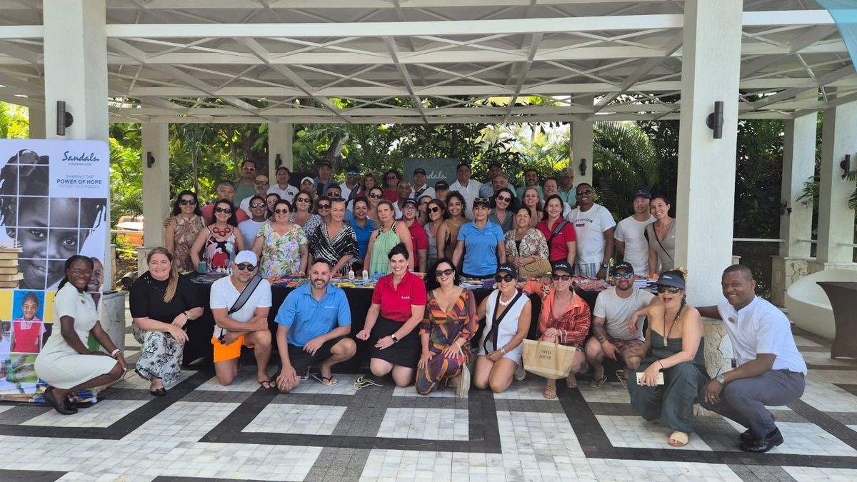 Acción solidaria en el marco del 11° Torneo de Golf para Agentes de Viajes de América Latina de Sandals. Acción solidaria en el marco del 11° Torneo de Golf para Agentes de Viajes de América Latina de Sandals.