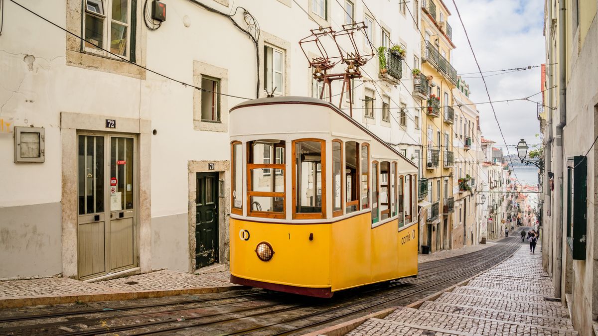 Gol Linhas Aéreas: Lisboa será uno de los primeros destinos en operar, con cuatro frecuencias semanales desde el 16 de septiembre. Gol Linhas Aéreas: Lisboa será uno de los primeros destinos en operar, con cuatro frecuencias semanales desde el 16 de septiembre.