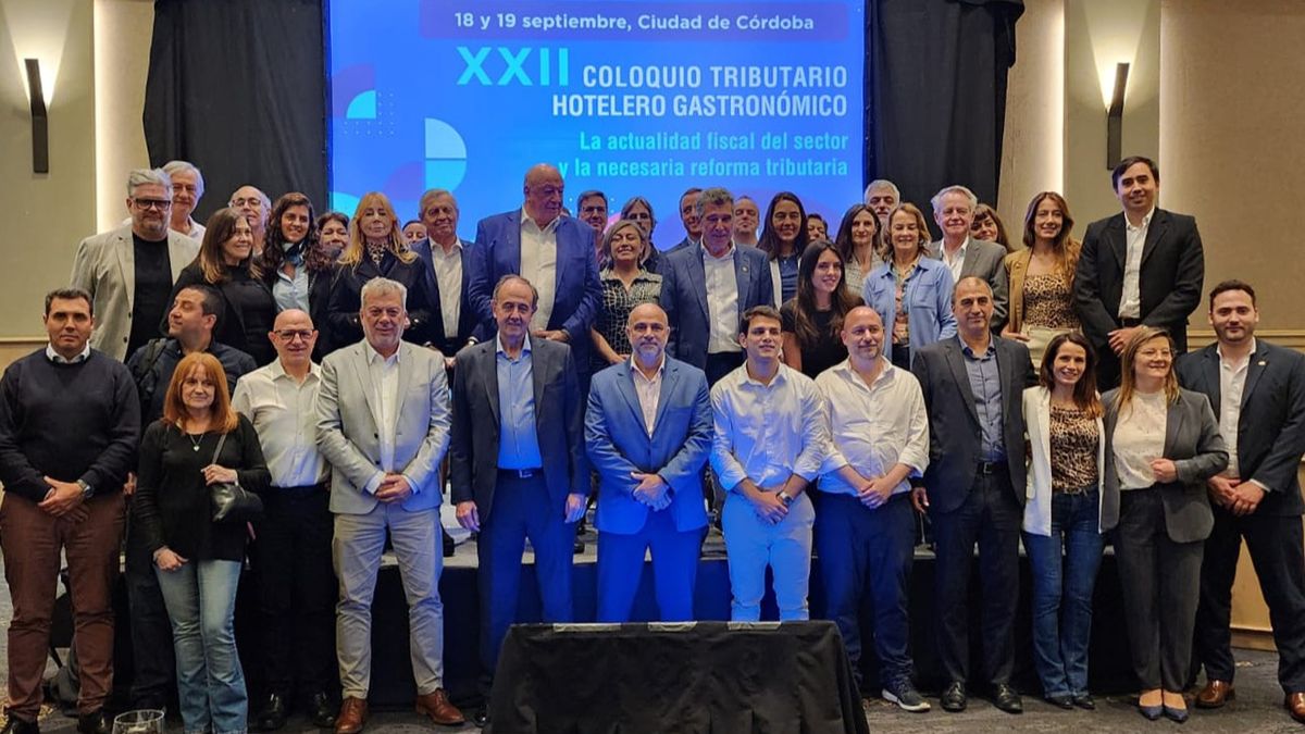 Fehgra contra Airbnb y Booking: compiten sin controles mientras la hotelería y gastronomía formal se hunde 10.