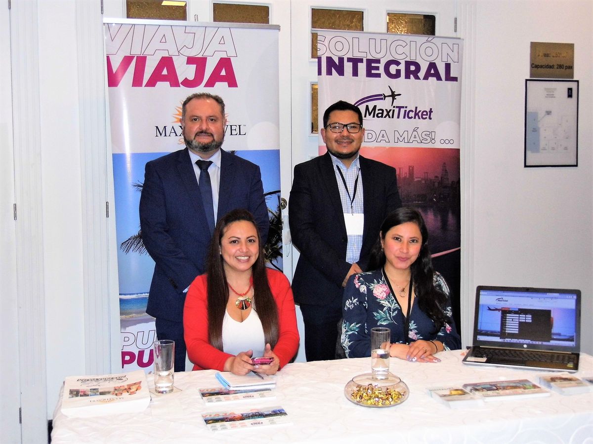 Fidel Murgueytio, gerente general de Maxitravel; Iván Alberca, gerente de producto, Ana Chalá, ejecutiva comercial; Ximena Paredes, directora general de MaxiTicket. 