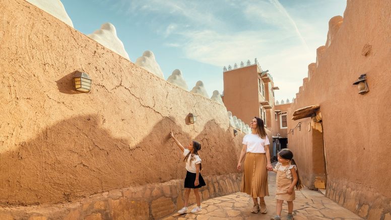 Arabia Saudita apunta a recibir a 150 millones de turistas en 2030.