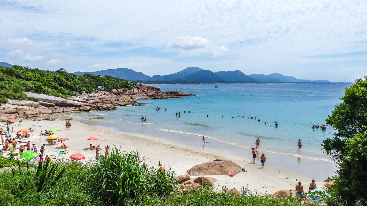 Florianópolis se posiciona como la playa más elegida por los argentinos en Brasil.