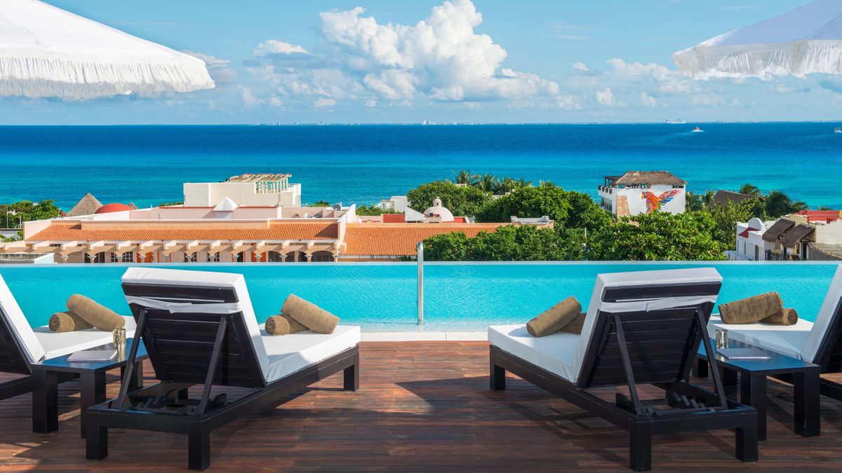 The Fives Hotels basa su experiencia en los espacios de sus propuedades, el&nbsp;tiempo para disfrutar sin apuro y la libertad de elegir.&nbsp;