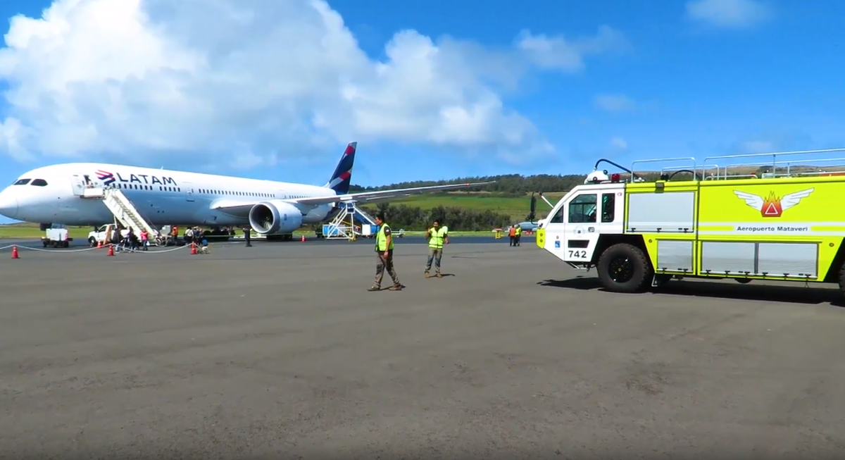 Latam Airlines es la única compañía con vuelos comerciales hacia Rapa Nui.