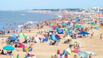 Vacaciones 2026 en la Costa Atlántica: Villa Gesell tendrá vuelos directos desde Ciudad de Buenos Aires