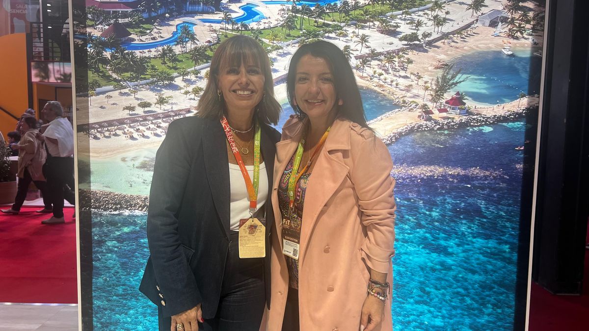 Malena Omoldi y Michelle Etchevers, de Bahia Principe