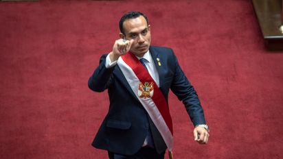 Jerí es censurado y deja de ser presidente de la República