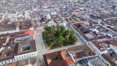 Popayán es una joya arquitectónica y cultural que invita a redescubrir la riqueza patrimonial de Colombia. &nbsp; &nbsp;