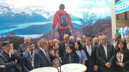 Ante los ojos de la ONU Turismo, Daniel Scioli exhibe en Fitur la “nueva Argentina” del turismo, con desregulación, inversiones y conectividad.
