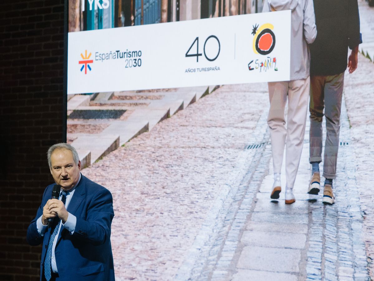 El ministro Jordi Hereu en la presentación de la primera campaña turística internacional enfocada a la promoción de la España interior y el turismo responsable.