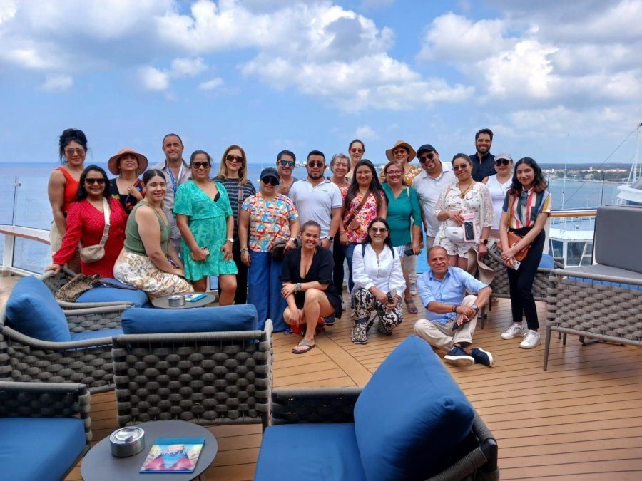 Durante la visita organizada por Mega Travel se destacaron dos navíos de la flota de Celebrity Cruises: 