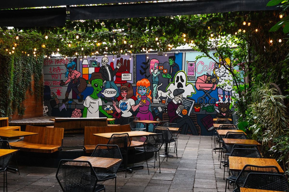 Este restaurante es ideal tanto para el brunch como para disfrutar de una tarde con amigos o incluso un cóctel en la noche.&nbsp;