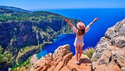 altText(Descubre algunos de los mejores destinos para viajar a bajo costo)}