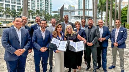 Quintana Roo acuerda con FCCA la creación de un fondo que impulse el turismo de cruceros.