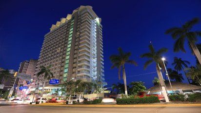 El Grupo Hotelero Santa Fe planea contar con 400 habitaciones en operación dentro del Krystal Beach Acapulco para el segundo semestre del año.