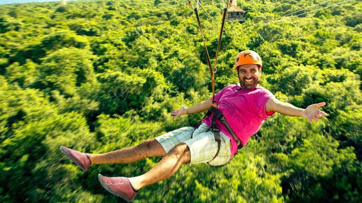Diviértete a lo grande en los parques ecoturísticos de la Riviera Maya.