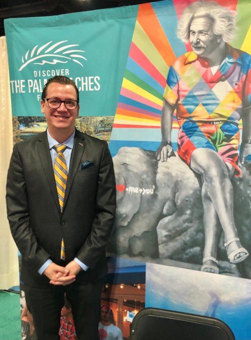 Erick Garnica representando a The Palm Beaches en el evento Florida Huddle. 