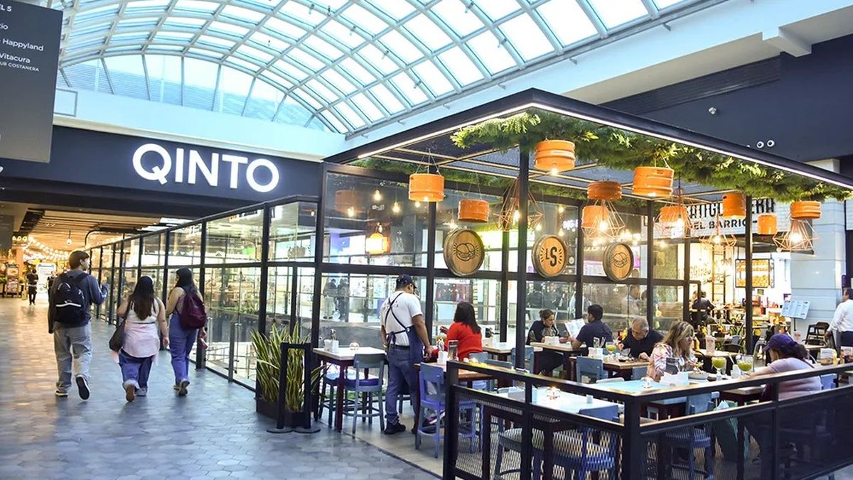 Qinto es el nuevo espacio del Costanera Center que amplía la oferta comercial y gastronómica en Santiago.