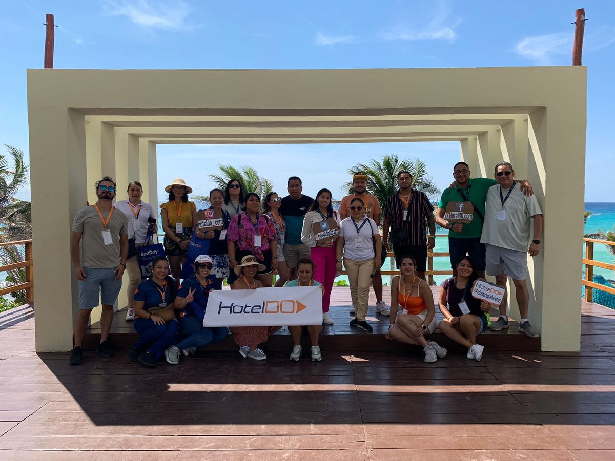 HotelDO viajó a Cancún junto con un grupo de profesionales del turismo para capacitarlos sobre los servicios de la empresa en el destino.