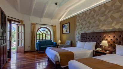 Inti Punku Valle Sagrado Hotel Signature Collection, es un hotel de categoría 4 estrellas, el primero de estas características en la zona.