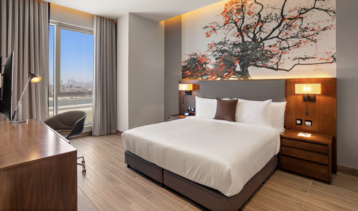 Una de las habitaciones del nuevo alojamiento de la cadena de hoteles Barceló en Baréin.