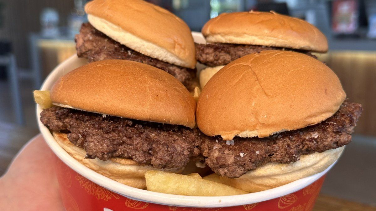Gastronomía: las hamburguesas de Burger54 se puede probar en Fernández de Enciso 3973, en Ciudad de Buenos Aires.