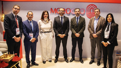 Representantes de CEAV y de la Oficina de Turismo de Marruecos, tras la firma del acuerdo conjunto de colaboración.