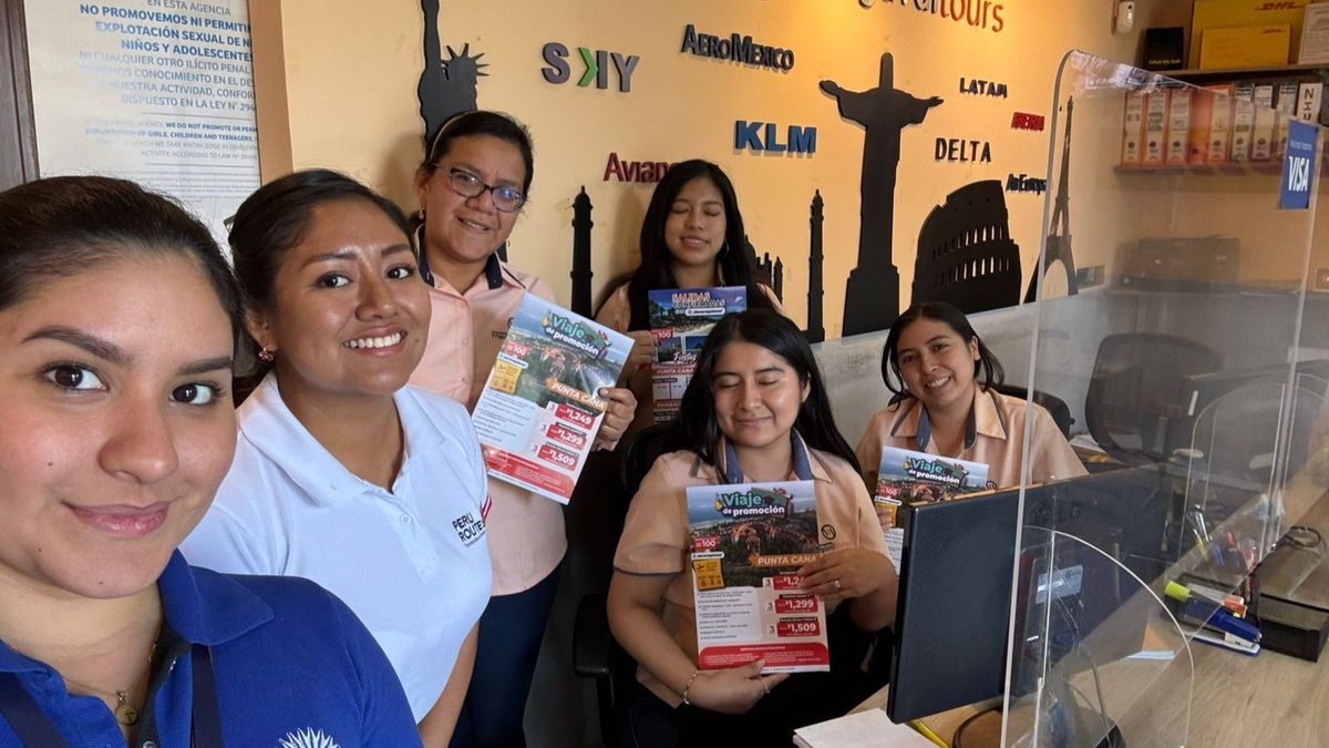 Maxitravel junto a Aeroregional.