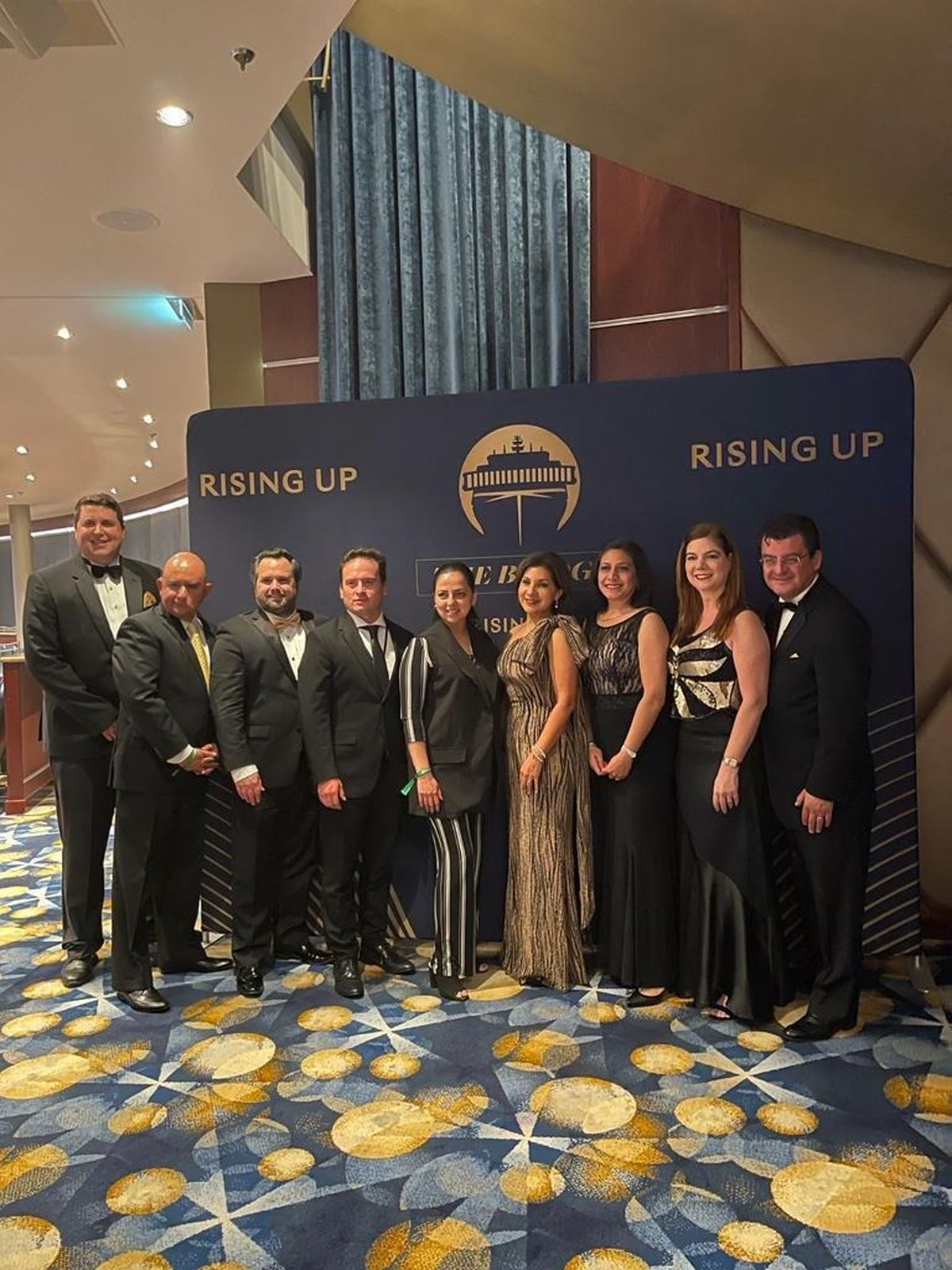Viajes Amazonas ganó en la categoría Innovators del evento Rising Up 2021 en The Bridge. - Ladevi Medios y Soluciones Viajes Amazonas ganó en la categoría Innovators del evento Rising Up 2021 en The Bridge.