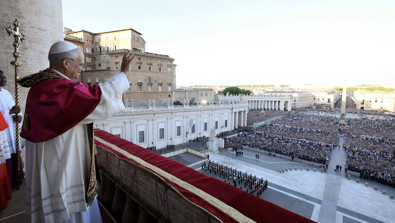 León XIV, sucesor de Francisco, encara un 2025 que se prevé multitudinario turísticamente en Roma.