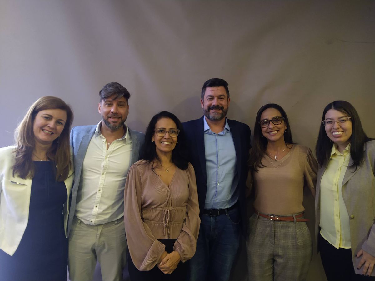 Andréa Revoredo, Rio Convention & Visitors Bureau; Flavio Valle, gerente general de Dio Viagens; Jandira Cordeiro, directora de promoción, marketing y eventos de Brasil; Marcello Correa, CEO de grupo Dio Berkana; Alexandra Viviani, account manager Fairmont; Ana Cristina Clemente, secretaria de turismo de São Paulo.